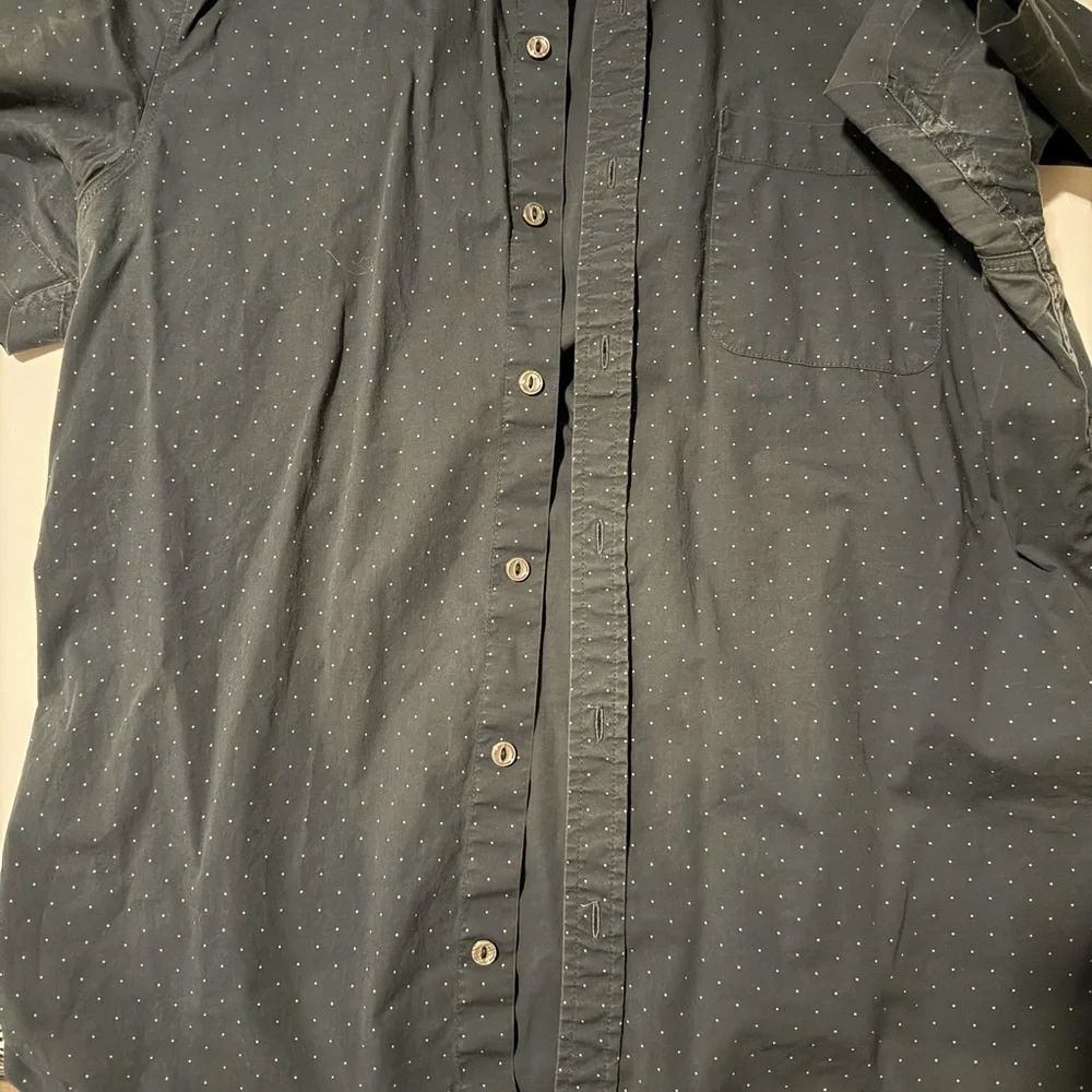 Men's Vuori Bridge Button Down Shirt Size Medium - Picture 5 of 8